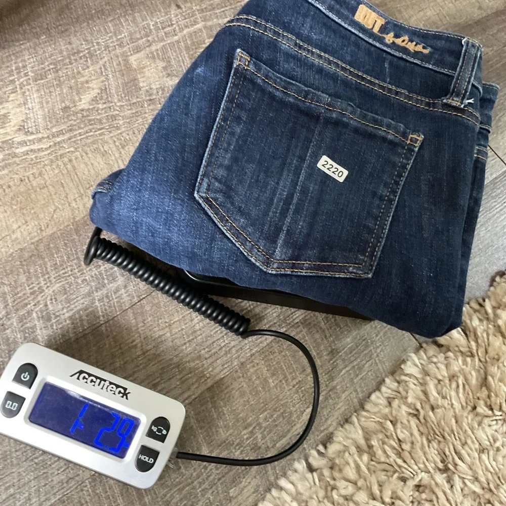 KUT from the Kloth Catherine Boyfriend Jeans Dark Indigo Blue Straight Leg 4